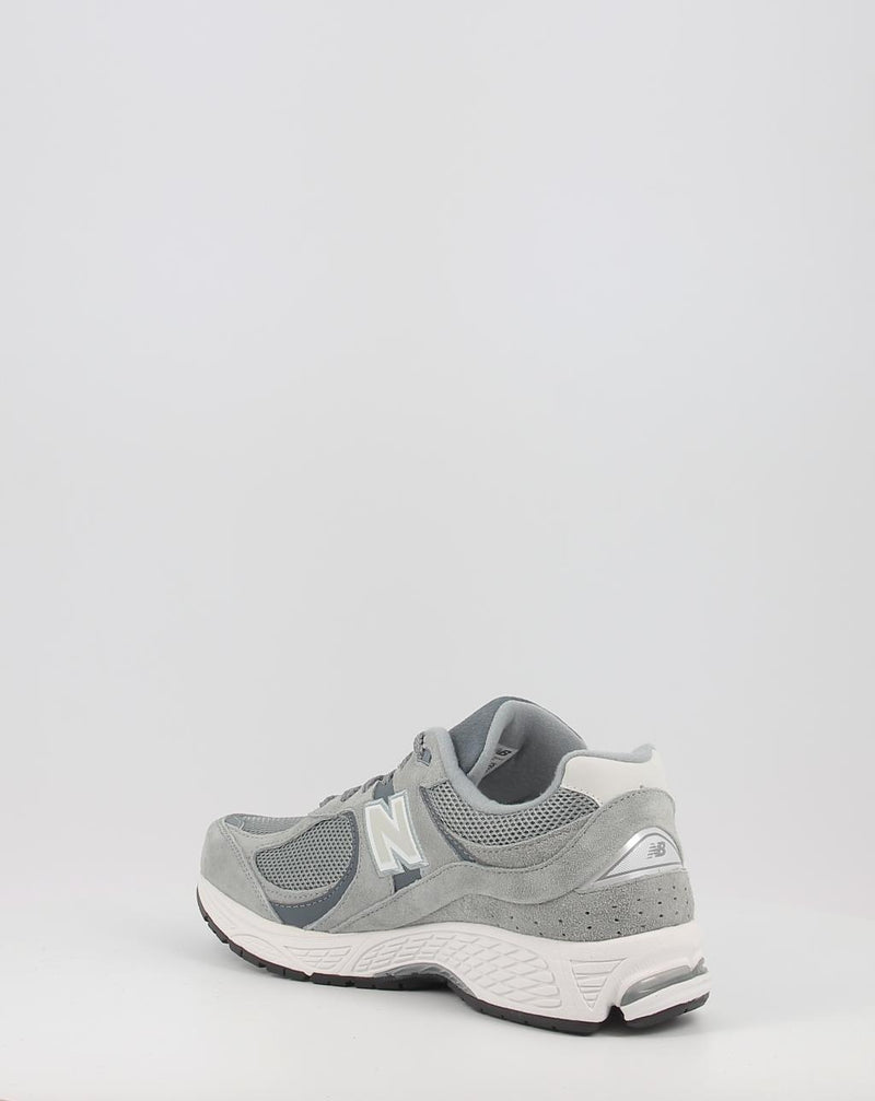 Sneaker NEW BALANCE M2002RST MEN grau